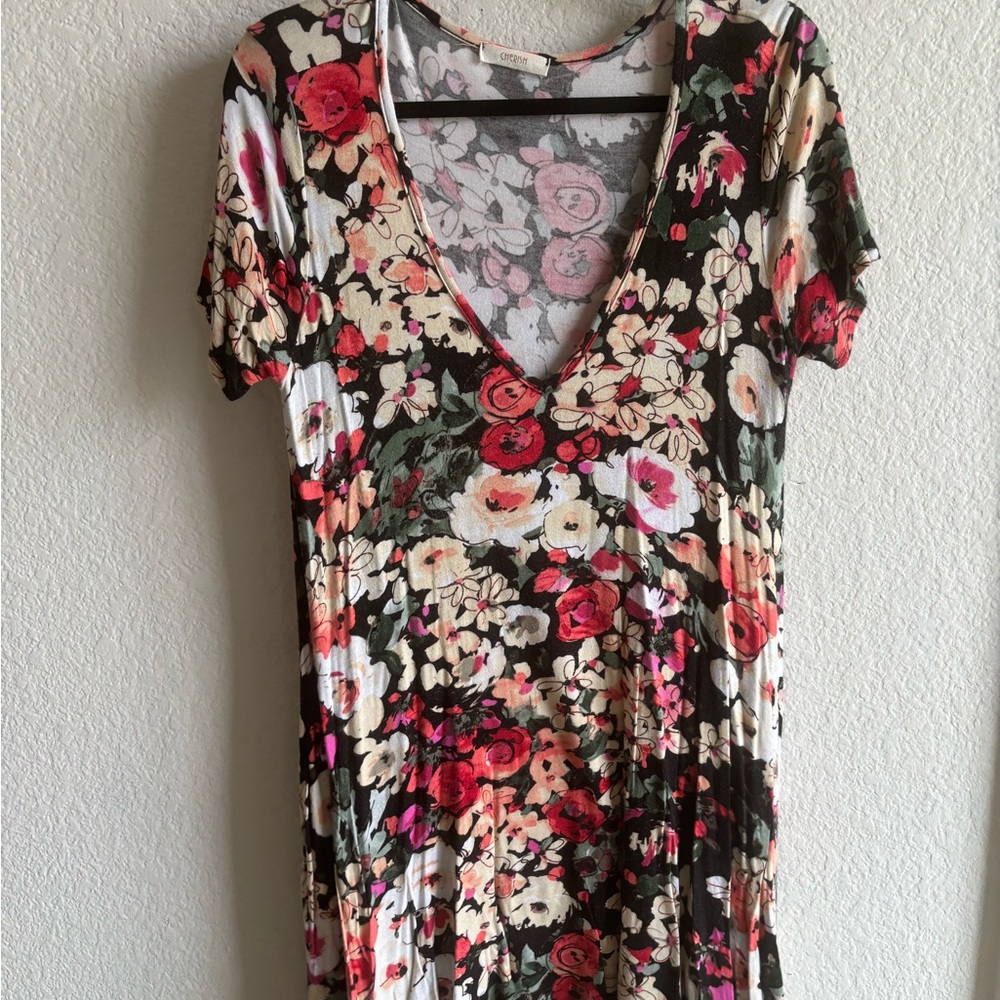 Floral V-Neck Dress